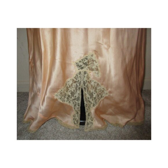 Vintage 1930s Arnold Constable Embroidered Peach Silk Nightgown Art Deco Size 40 - Picture 9 of 11